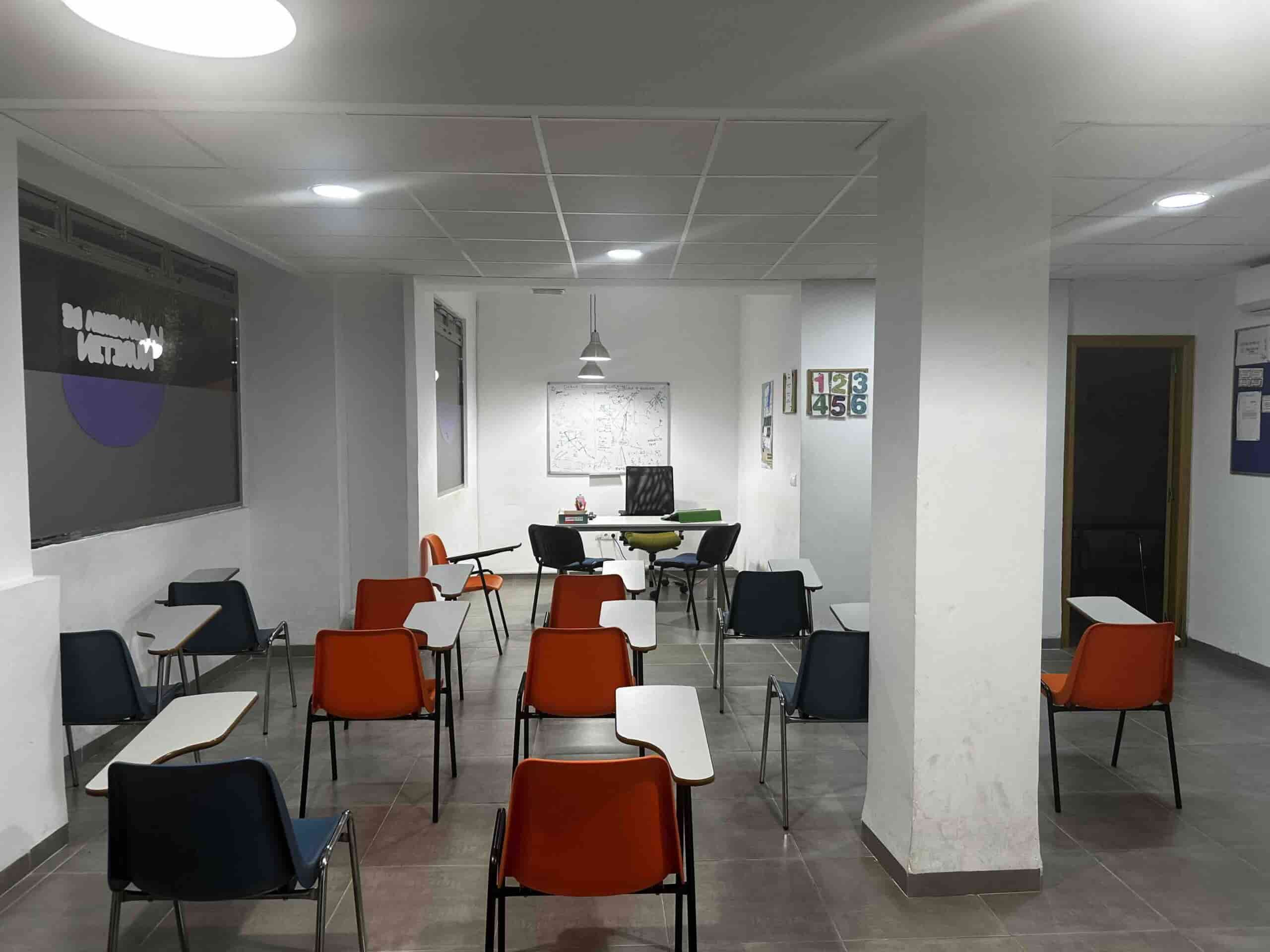 Horario flexible de La Academia de Nuritin